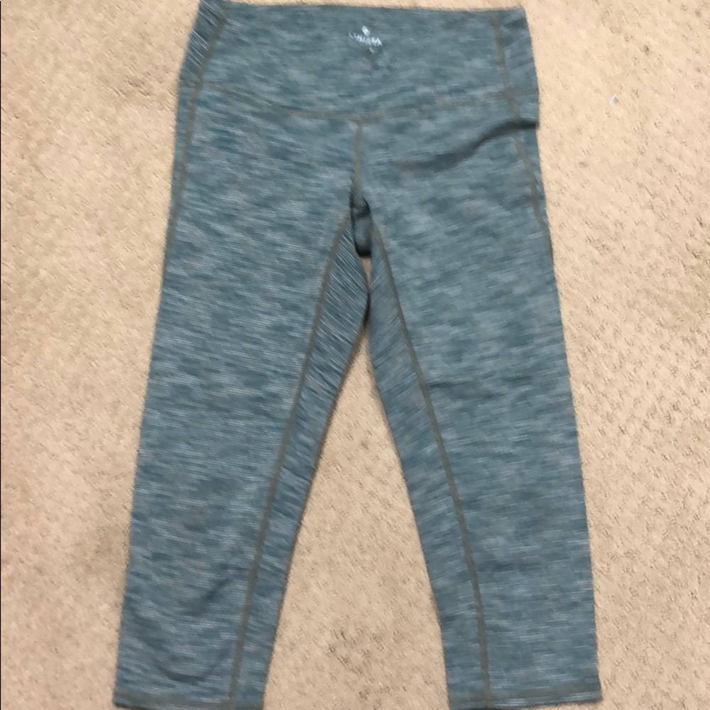 Athleta Size small crop leggings